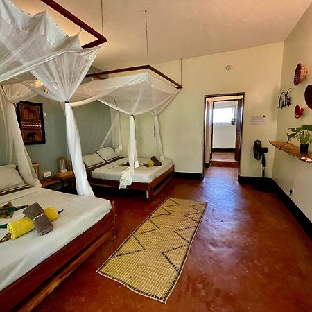 Viavia Entebbe Hotell Eksteriør bilde