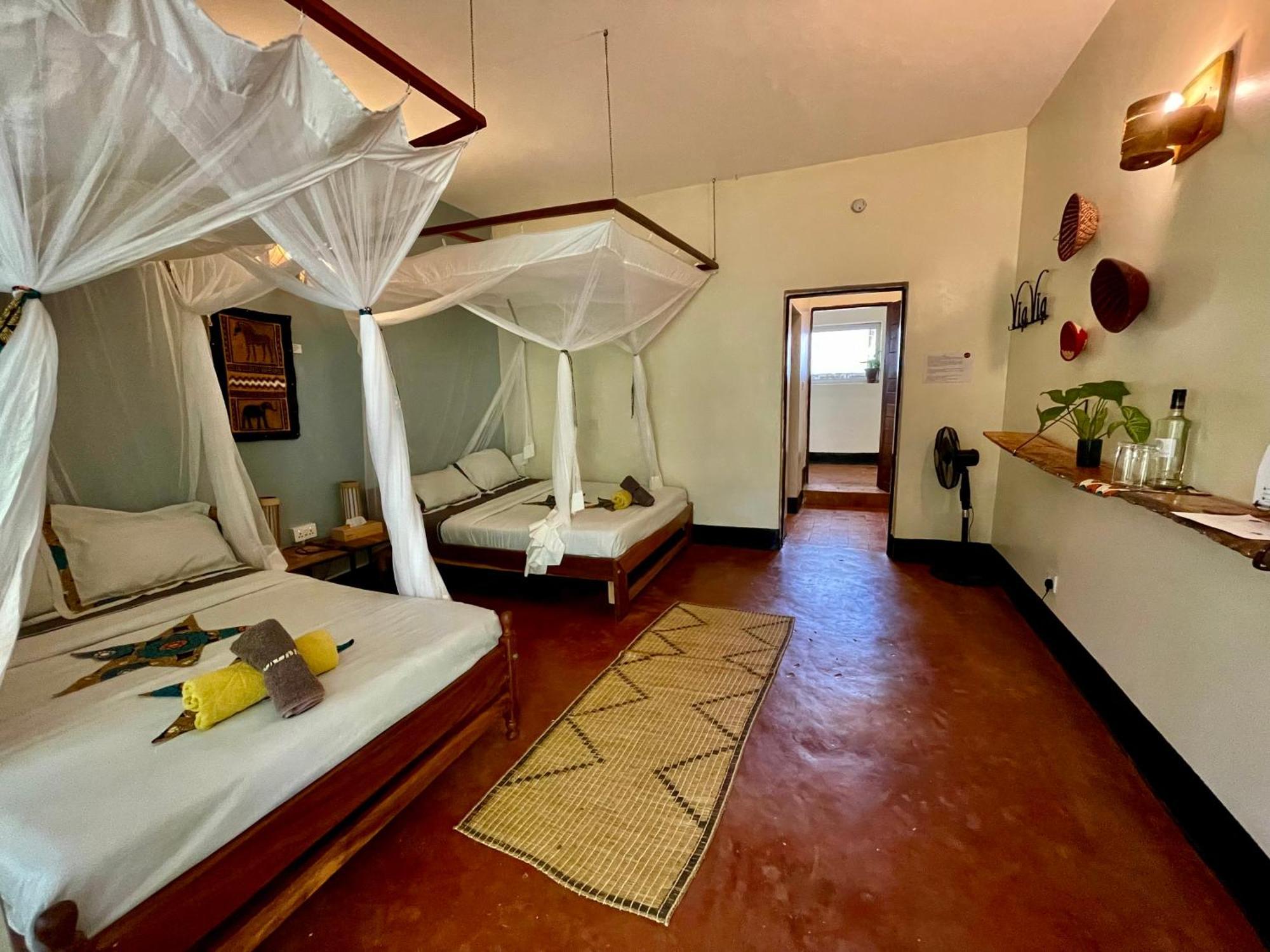 Viavia Entebbe Hotell Eksteriør bilde