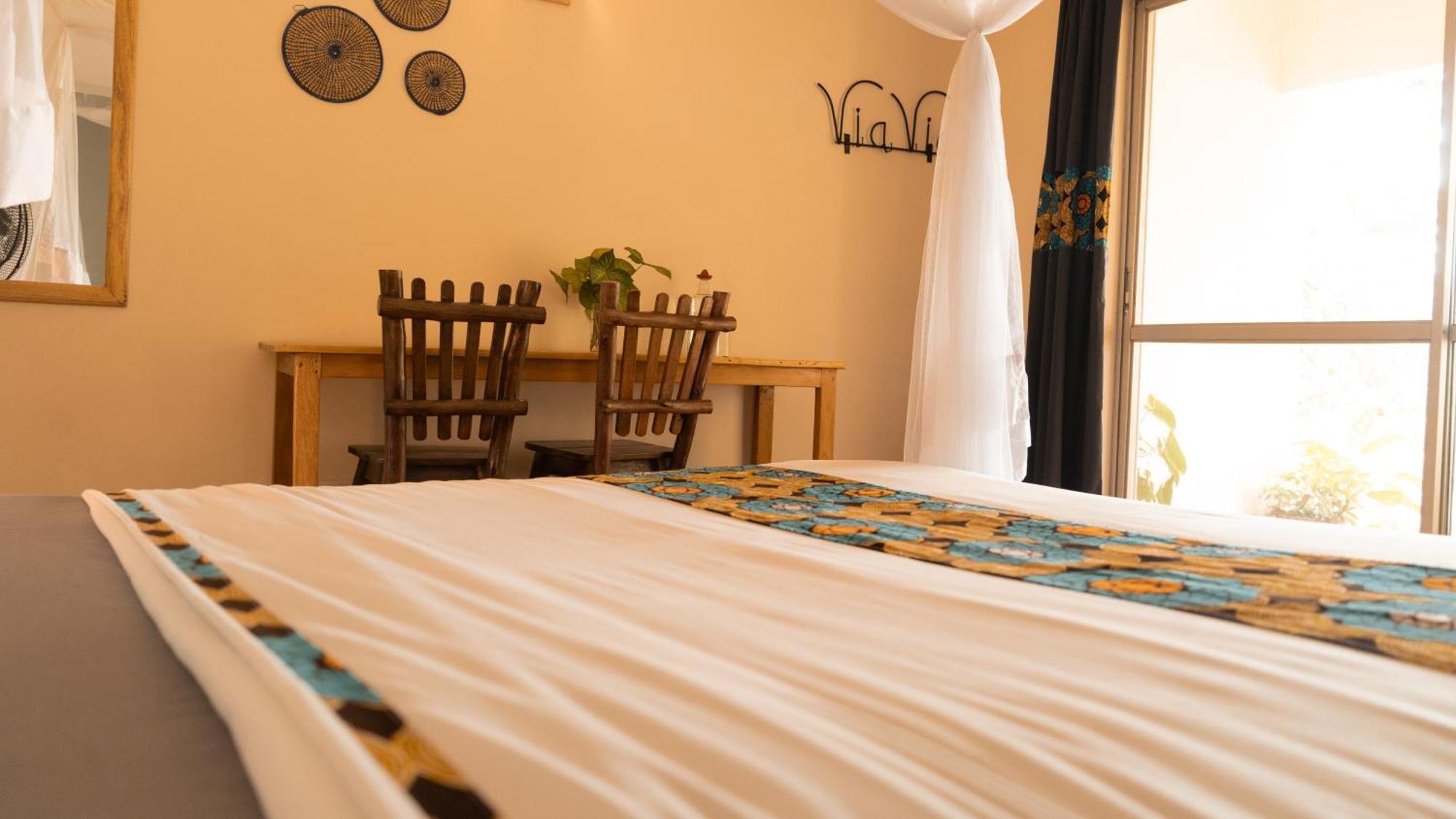 Viavia Entebbe Hotell Eksteriør bilde