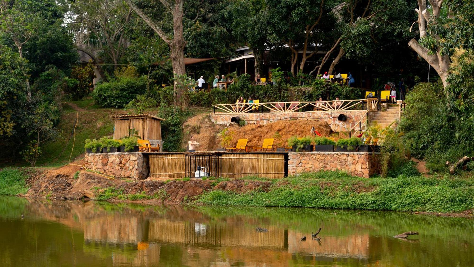 Viavia Entebbe Hotell Eksteriør bilde