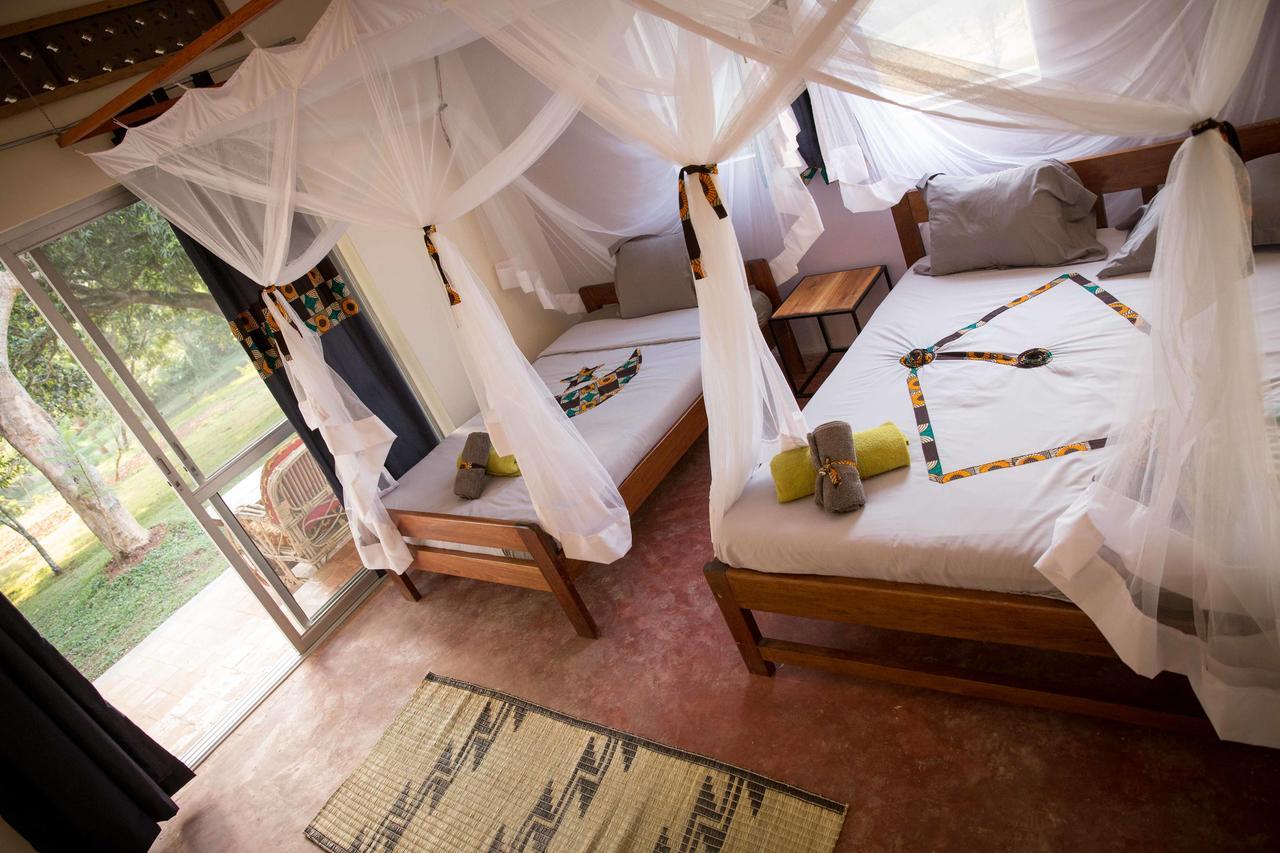 Viavia Entebbe Hotell Eksteriør bilde